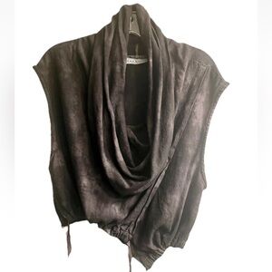 Bryn Walker Shades of Gray
Cowl Neck Sleeveless
Drawstring Linen Rayon Drape
Top